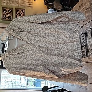 Liz Golf pullover jacket windbreaker  small